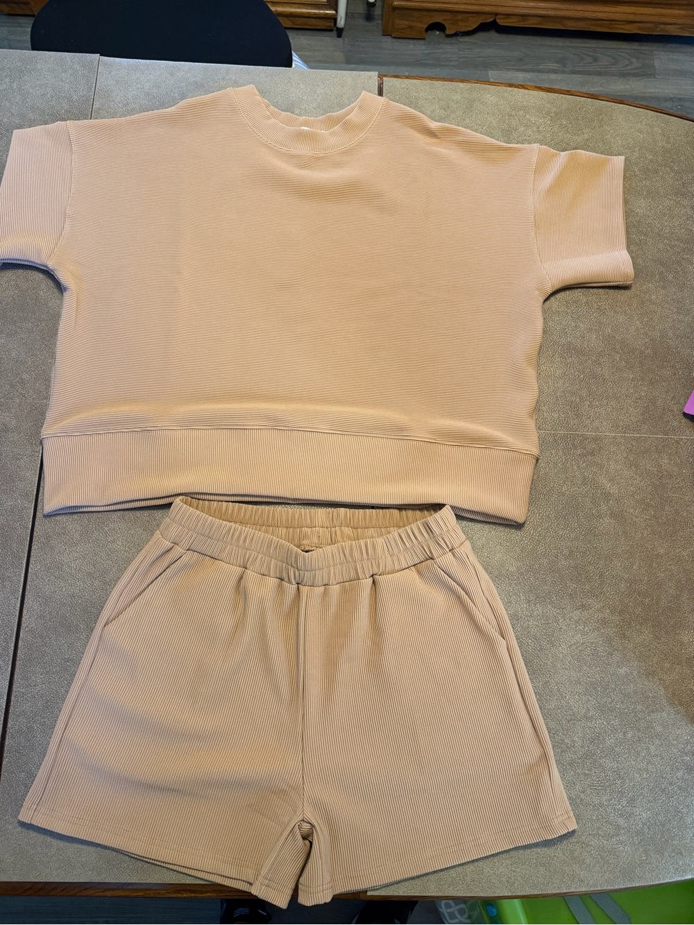 Medium Zenana Tan Ribbed Short Set, NWOT, $25